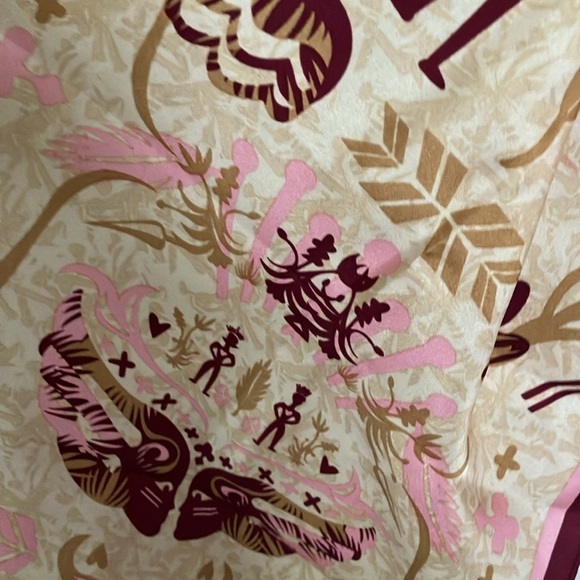 Ford: 2006 Pink/Maroon 100% Silk Scarf- Ford Cares- Warriors in Pink - Picture 15 of 16